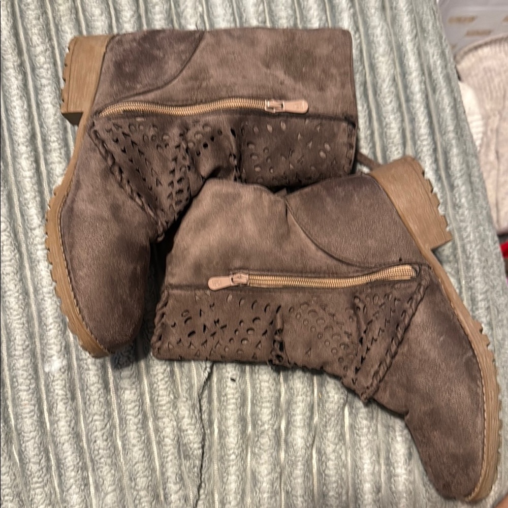 Brown Ankle Boots with Cutout Design